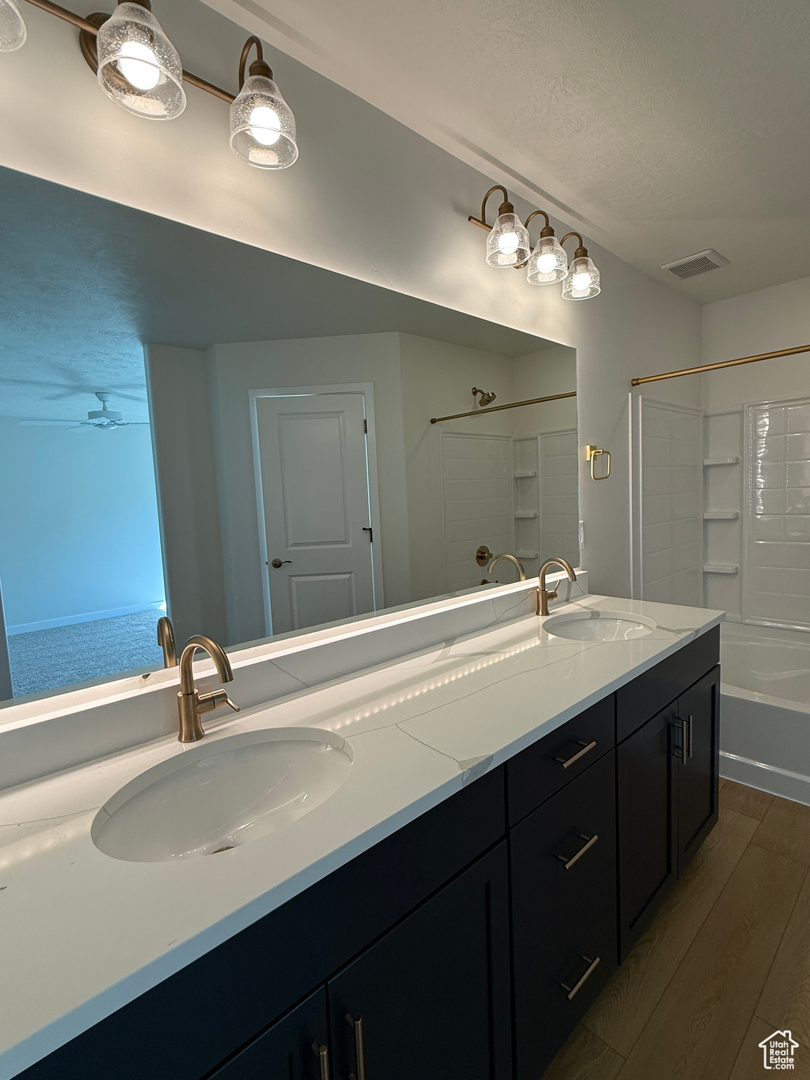 MEADOWBROOK - Residential