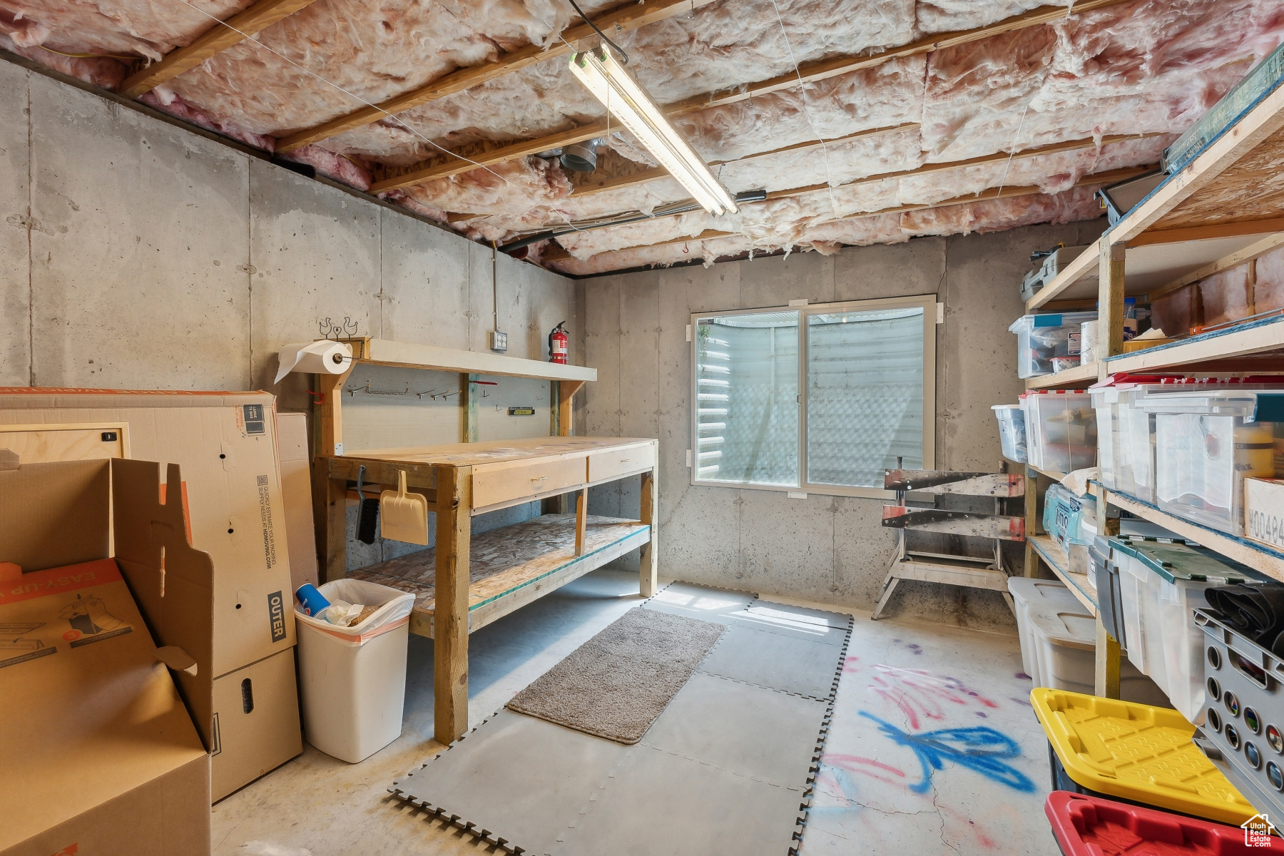 Park City, Utah 84098, United States, 4 Bedrooms Bedrooms, ,4 BathroomsBathrooms,Residential,Pending,50419