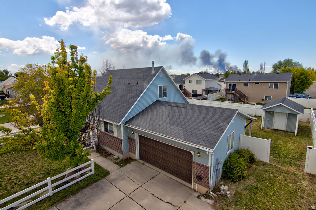 ROYAL MEADOWS - Residential