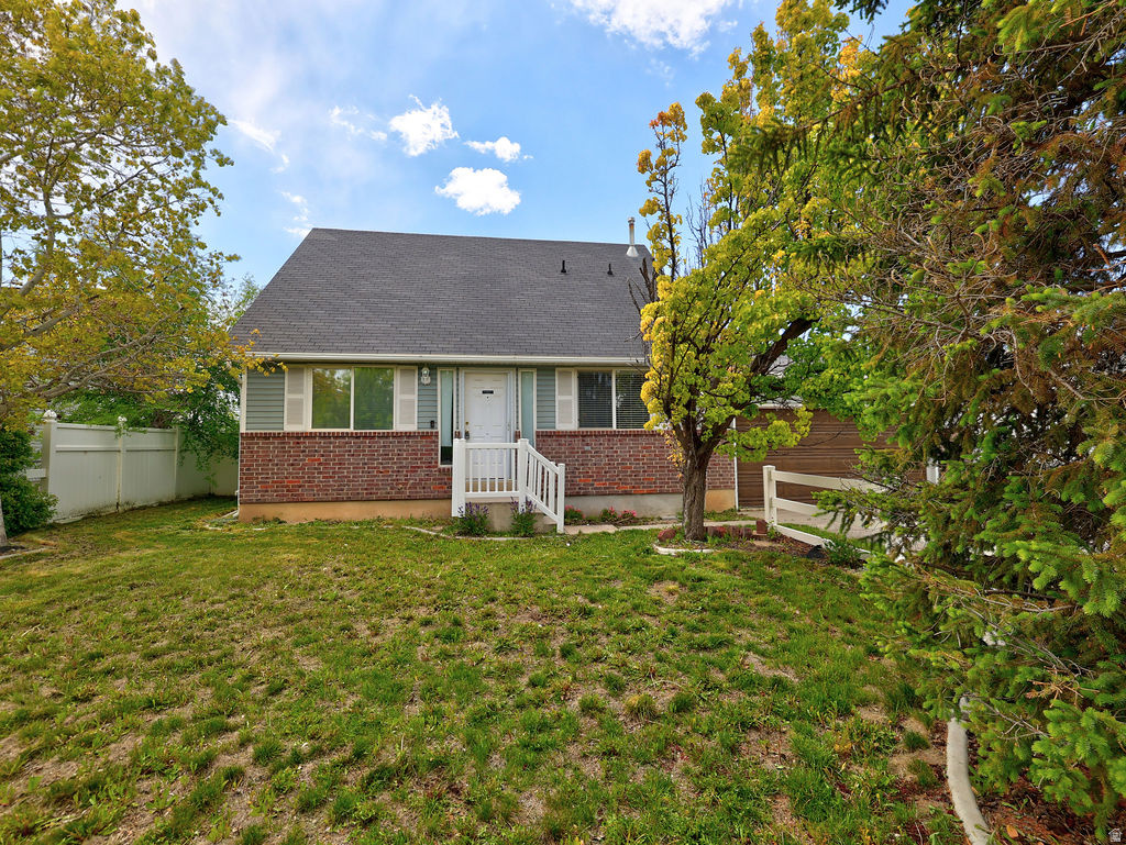 ROYAL MEADOWS - Residential
