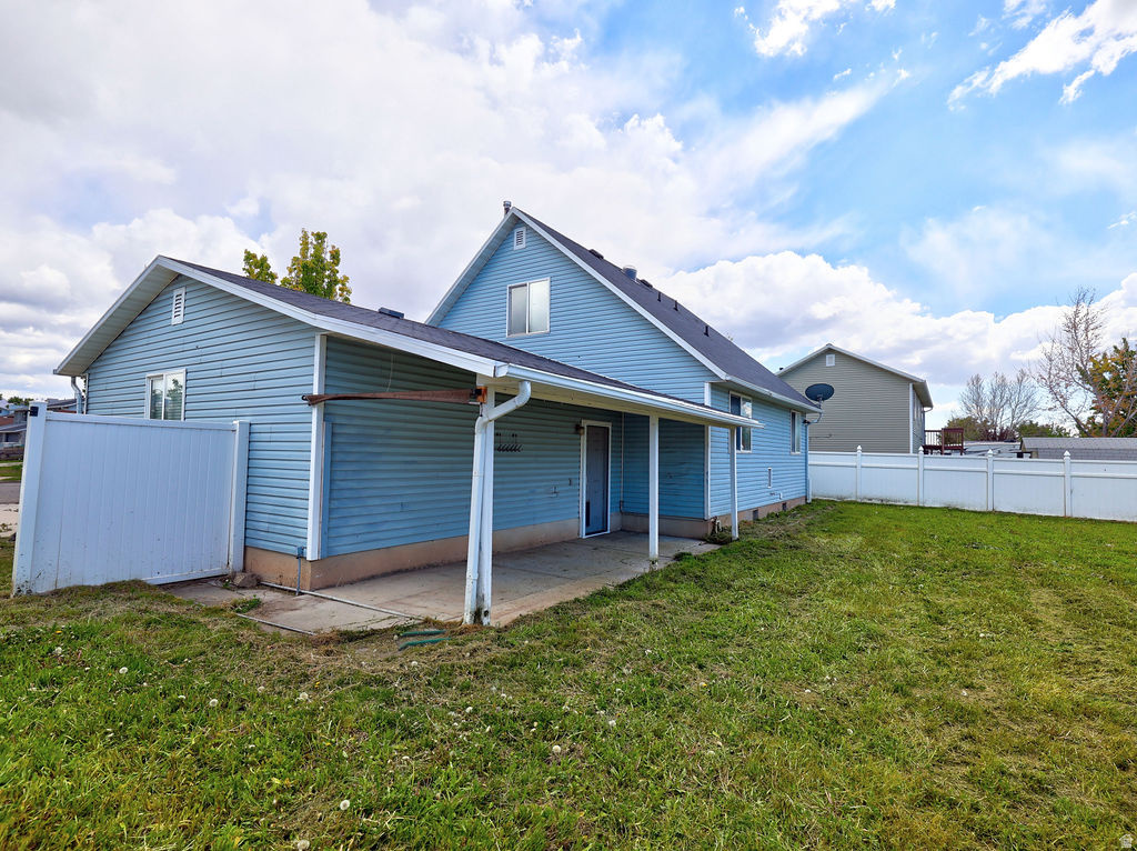 ROYAL MEADOWS - Residential