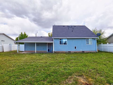 Tiny photo for 4717 S 3700 W, Roy, UT 84067 (MLS # 2154609)