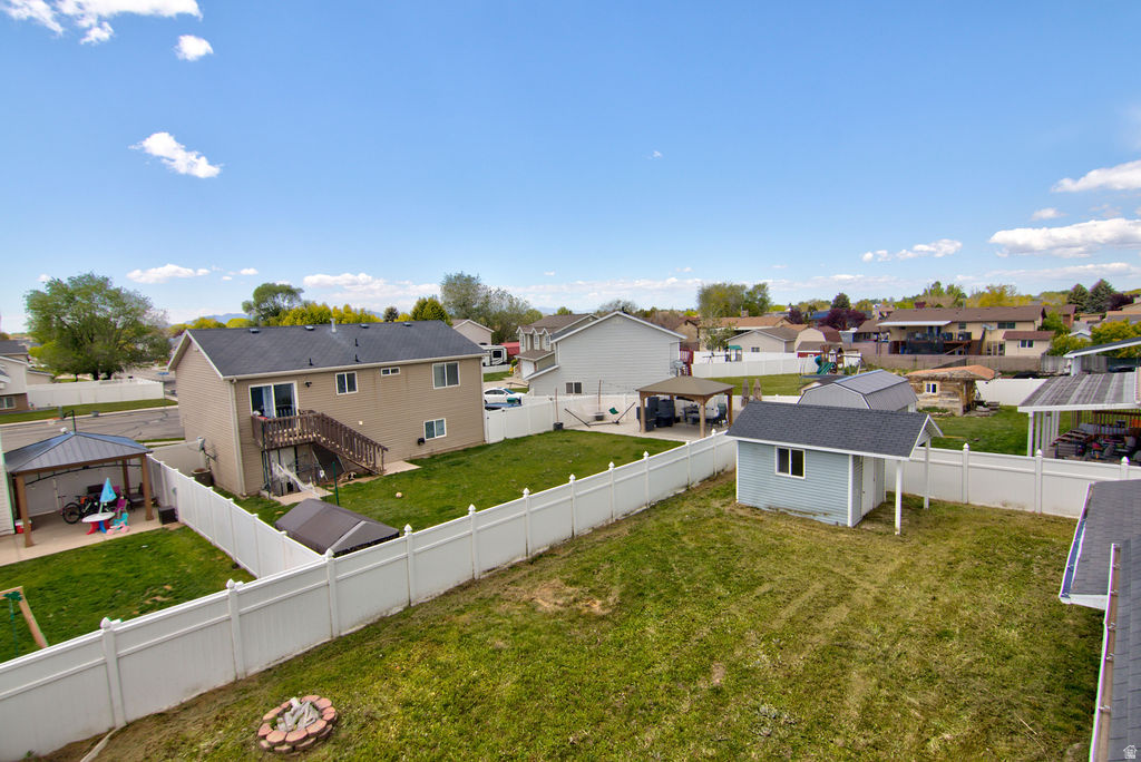 ROYAL MEADOWS - Residential