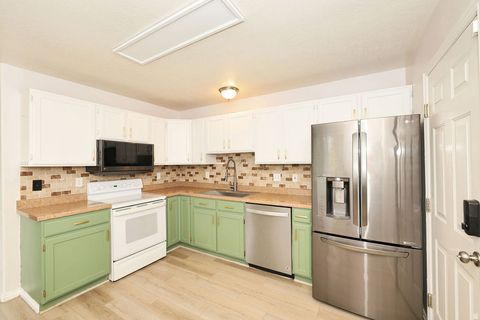 Tiny photo for 4717 S 3700 W, Roy, UT 84067 (MLS # 2154609)