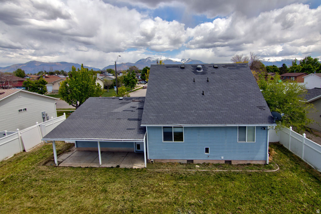 ROYAL MEADOWS - Residential