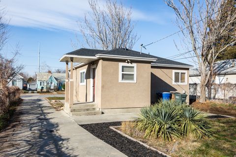 Tiny photo for 372 N OAKLEY ST W, Salt Lake City, UT 84116 (MLS # 2135228)