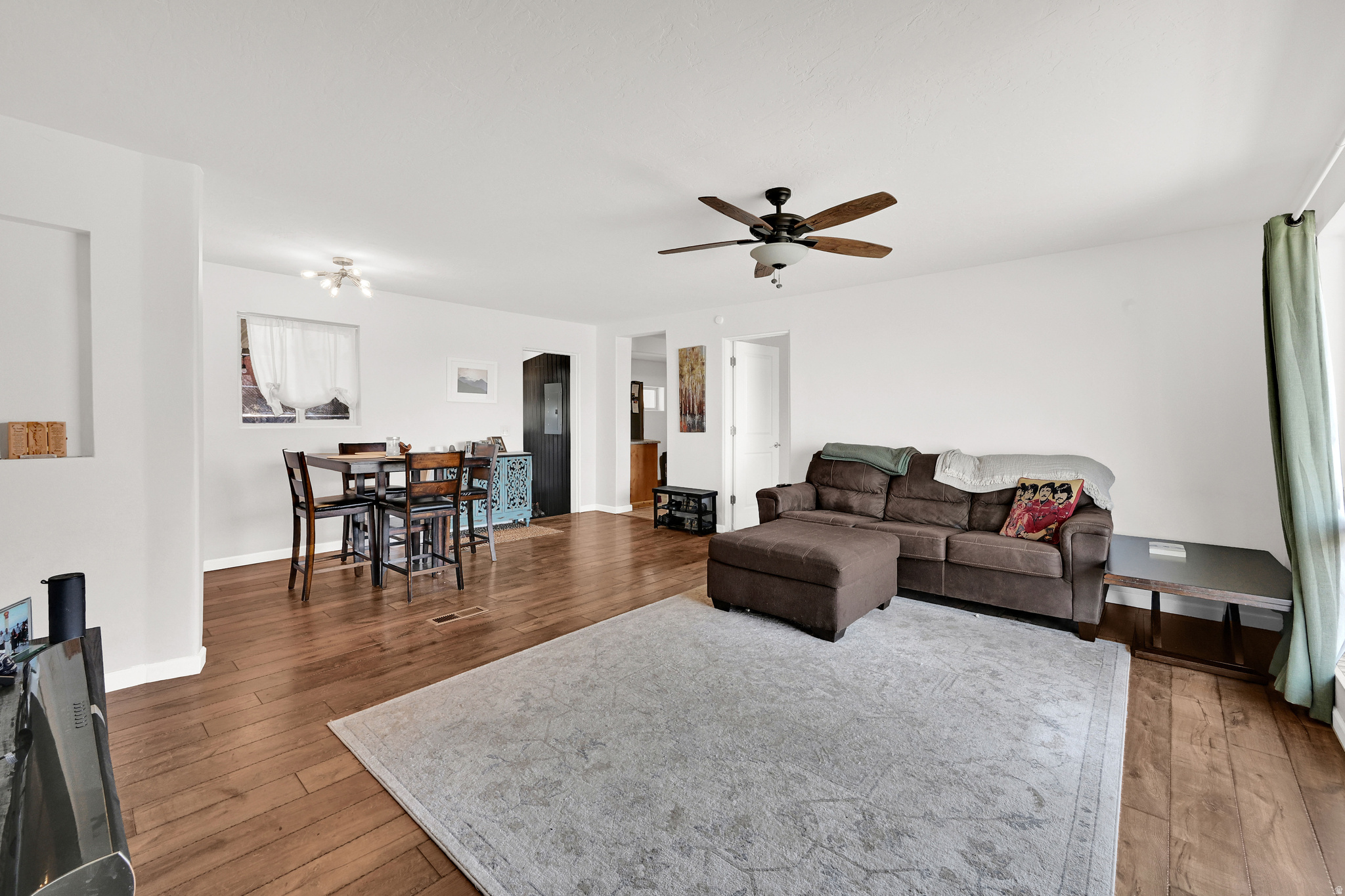 NOB HILL - Residential