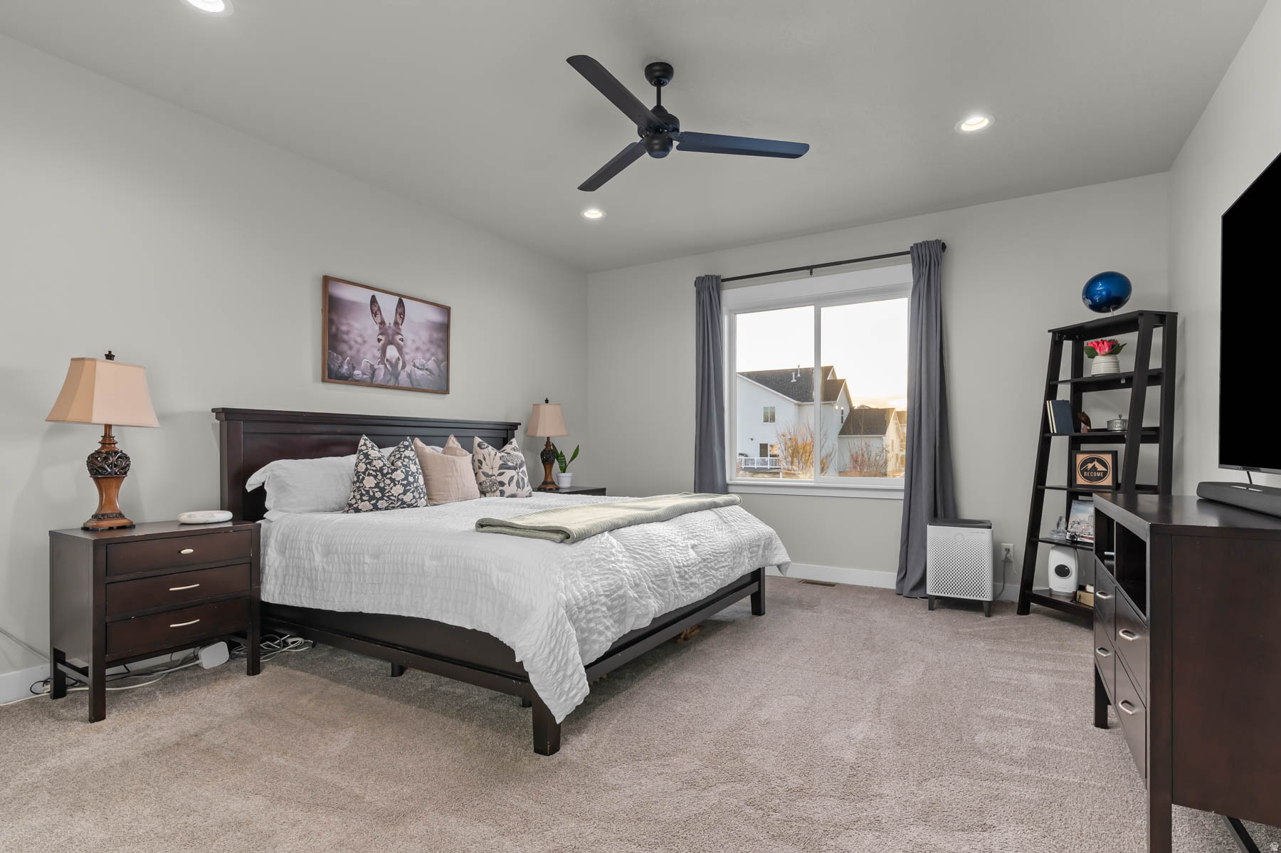 SAGE VISTA - Residential