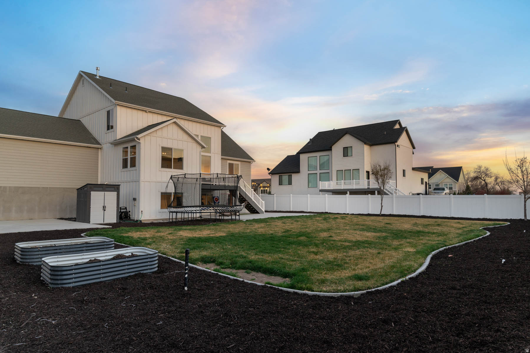 SAGE VISTA - Residential