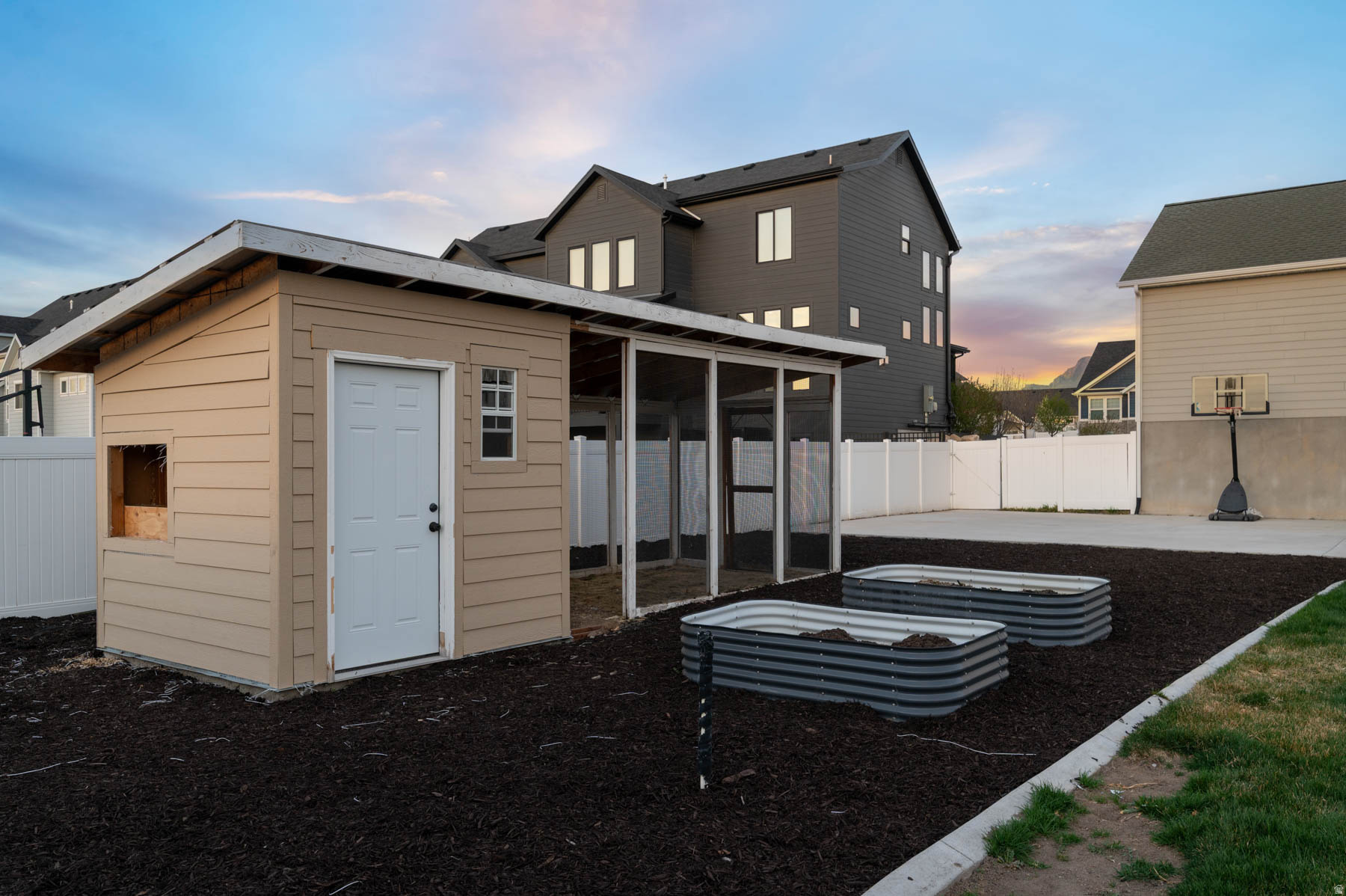 SAGE VISTA - Residential