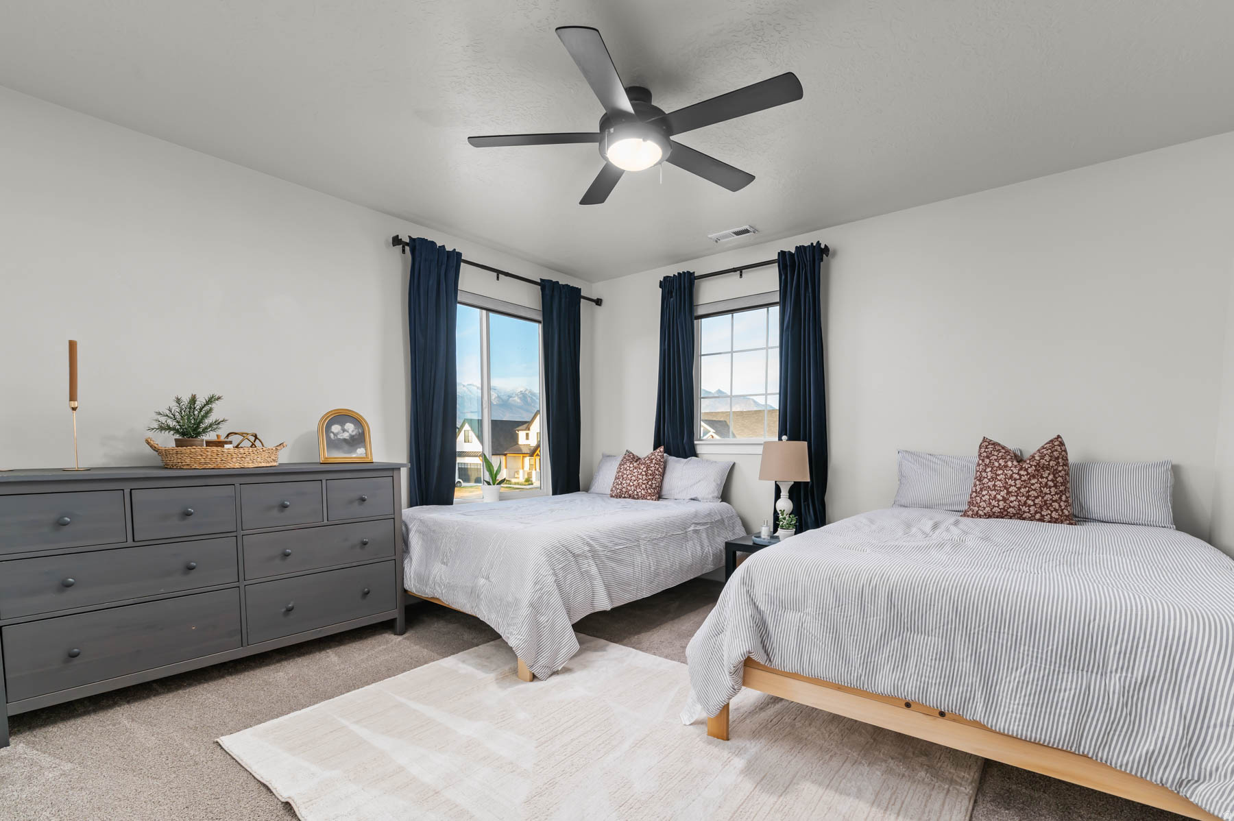 SAGE VISTA - Residential