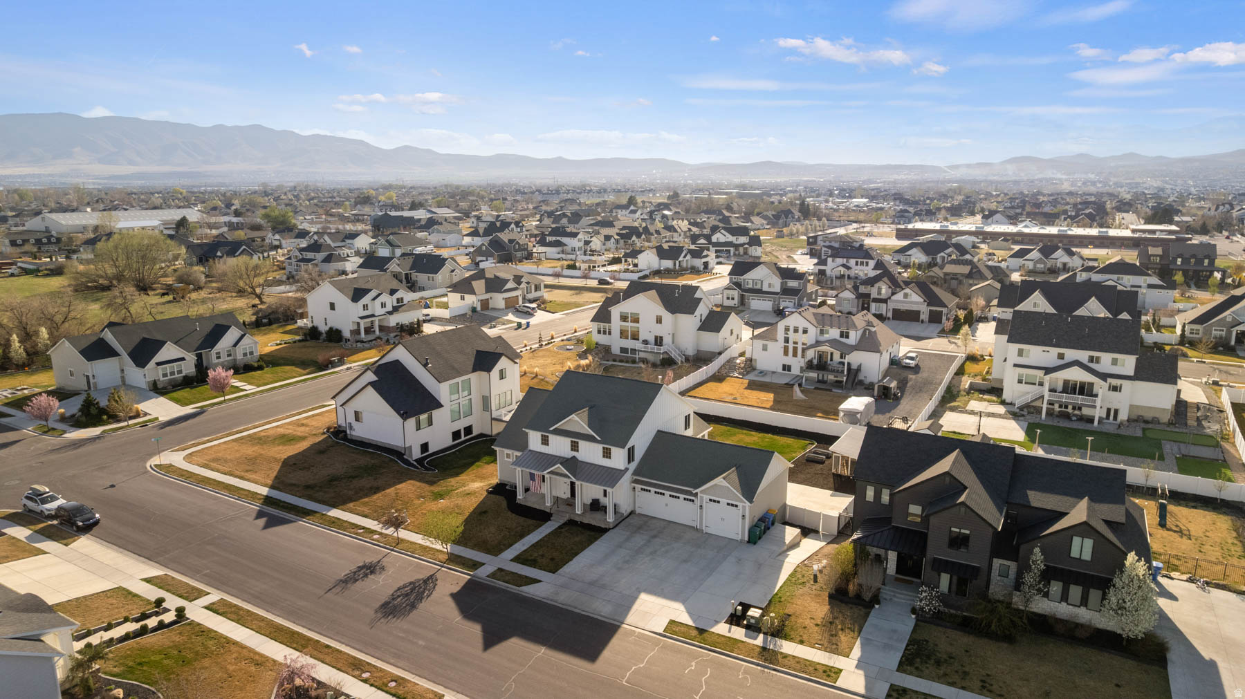 SAGE VISTA - Residential