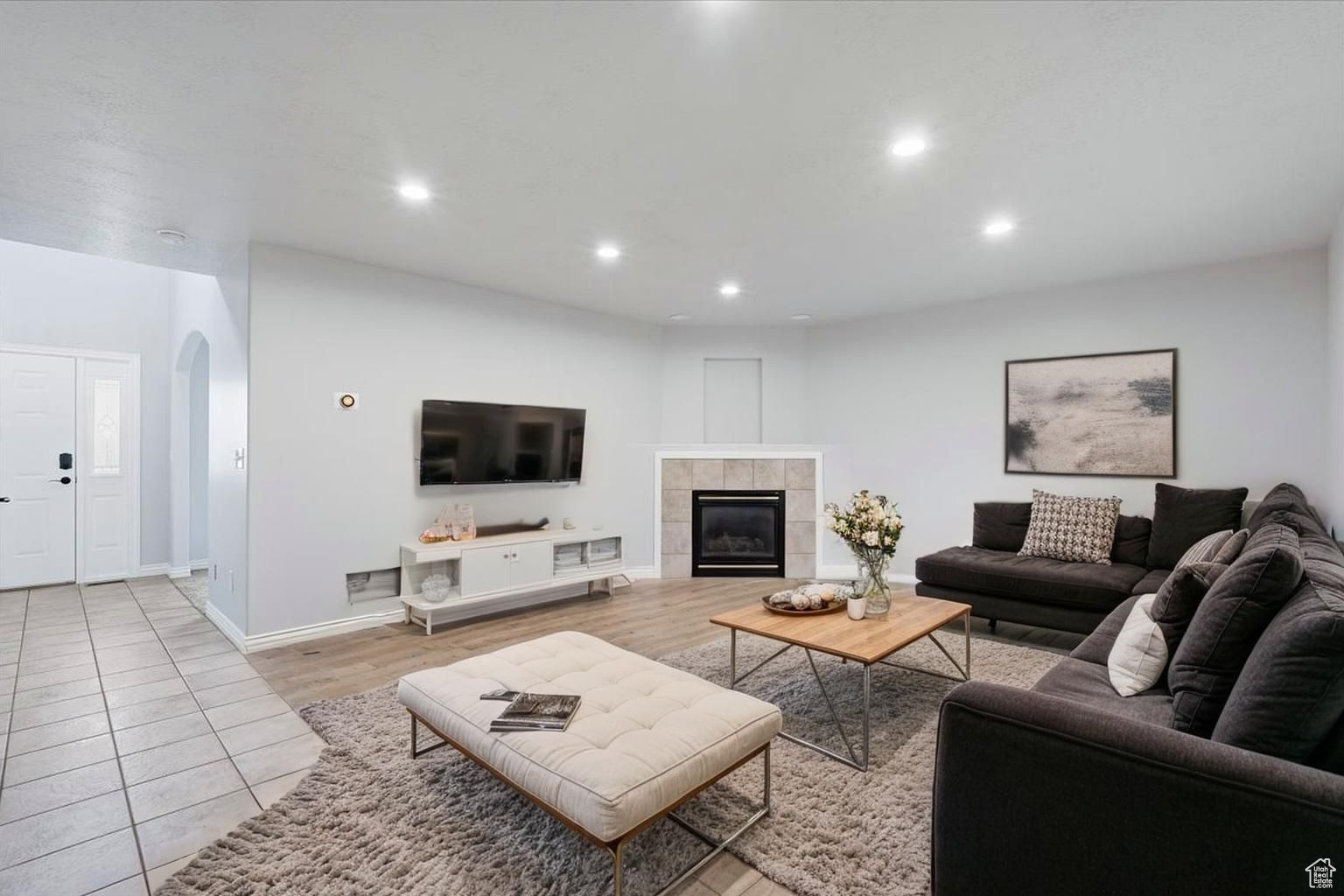 TWIN GARDENS - Residential