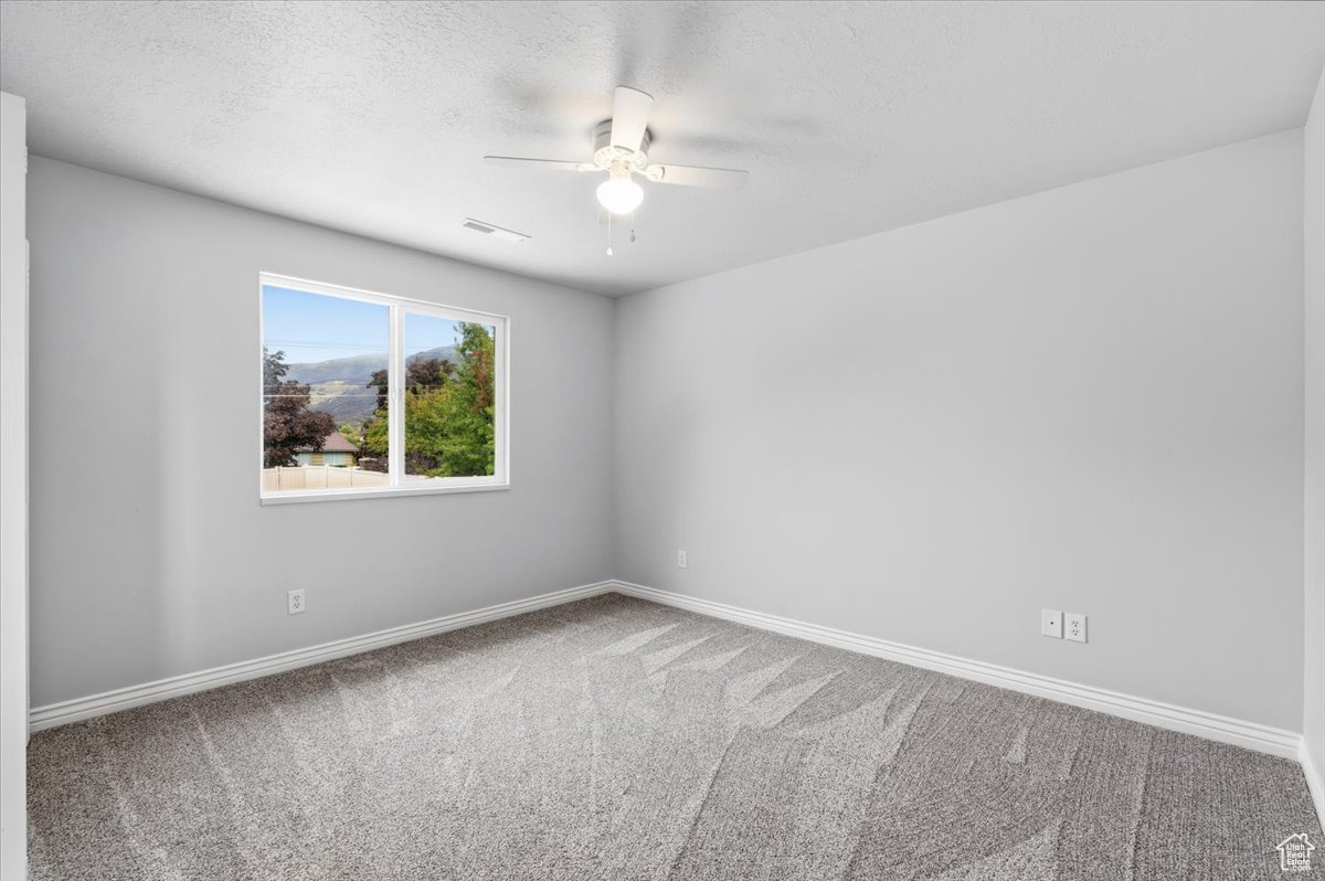 TWIN GARDENS - Residential