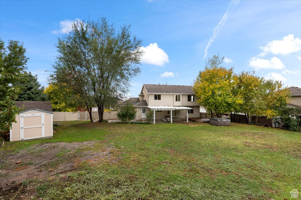 TWIN GARDENS - Residential