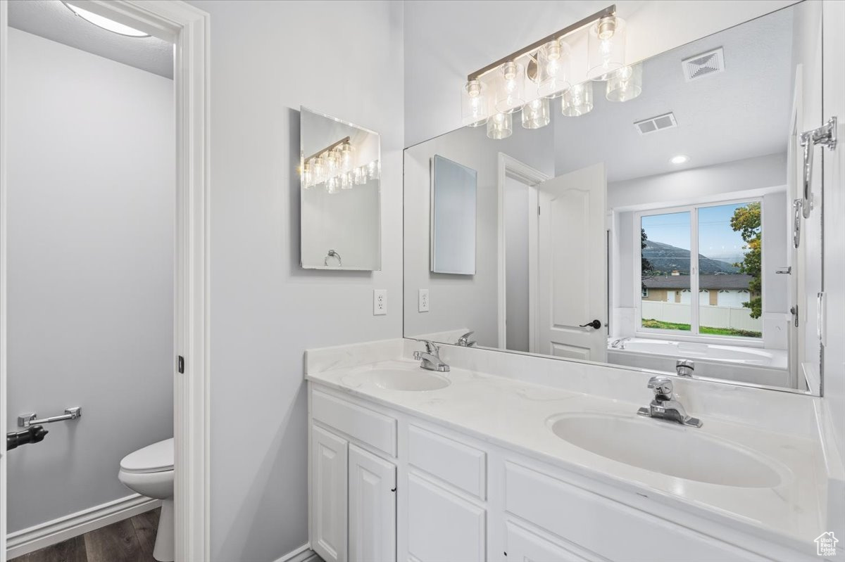 TWIN GARDENS - Residential