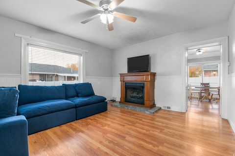 Tiny photo for 333 S 800 E, Spanish Fork, UT 84660 (MLS # 2121279)