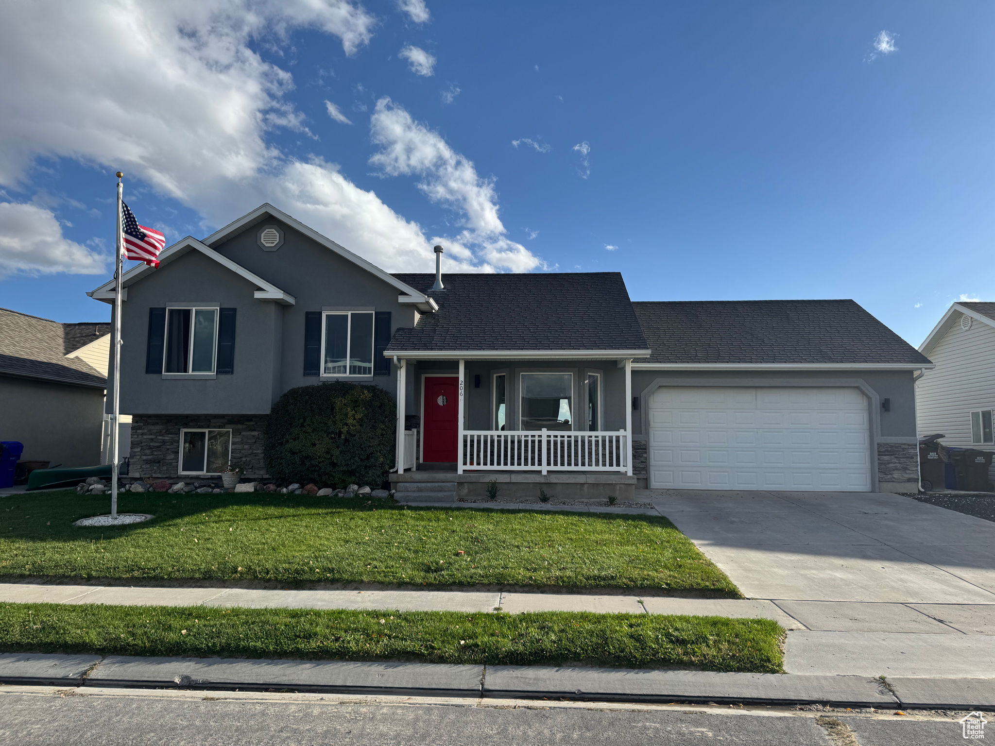 EAGLE POINT - Residential