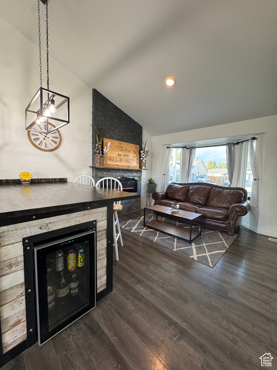 EAGLE POINT - Residential