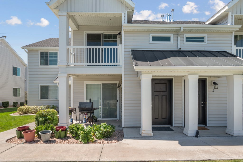 Photo of 2457 W 500 S #2, Springville, UT 84663 (MLS # 2171921)
