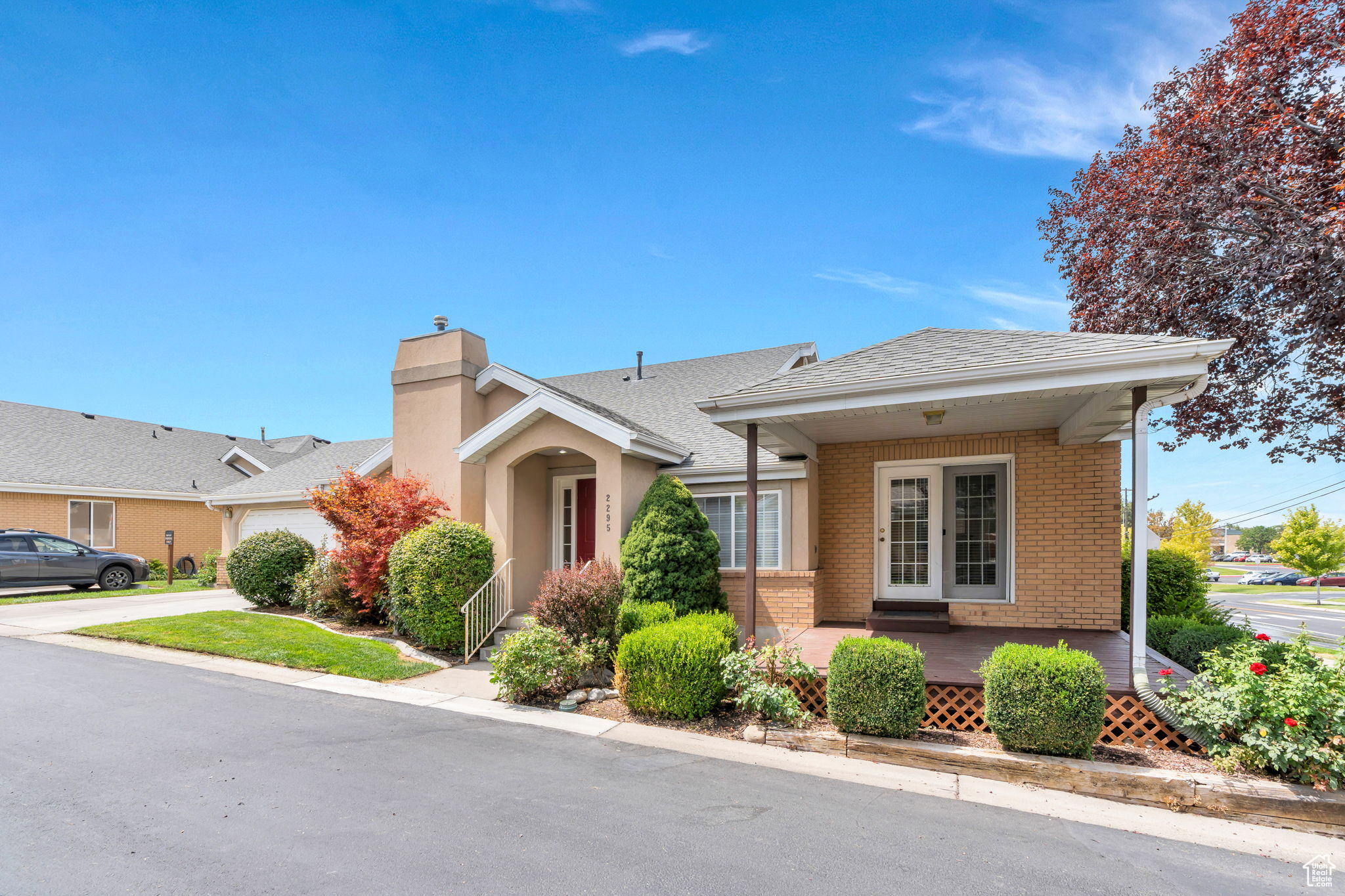 ROCK CANYON - Residential Income