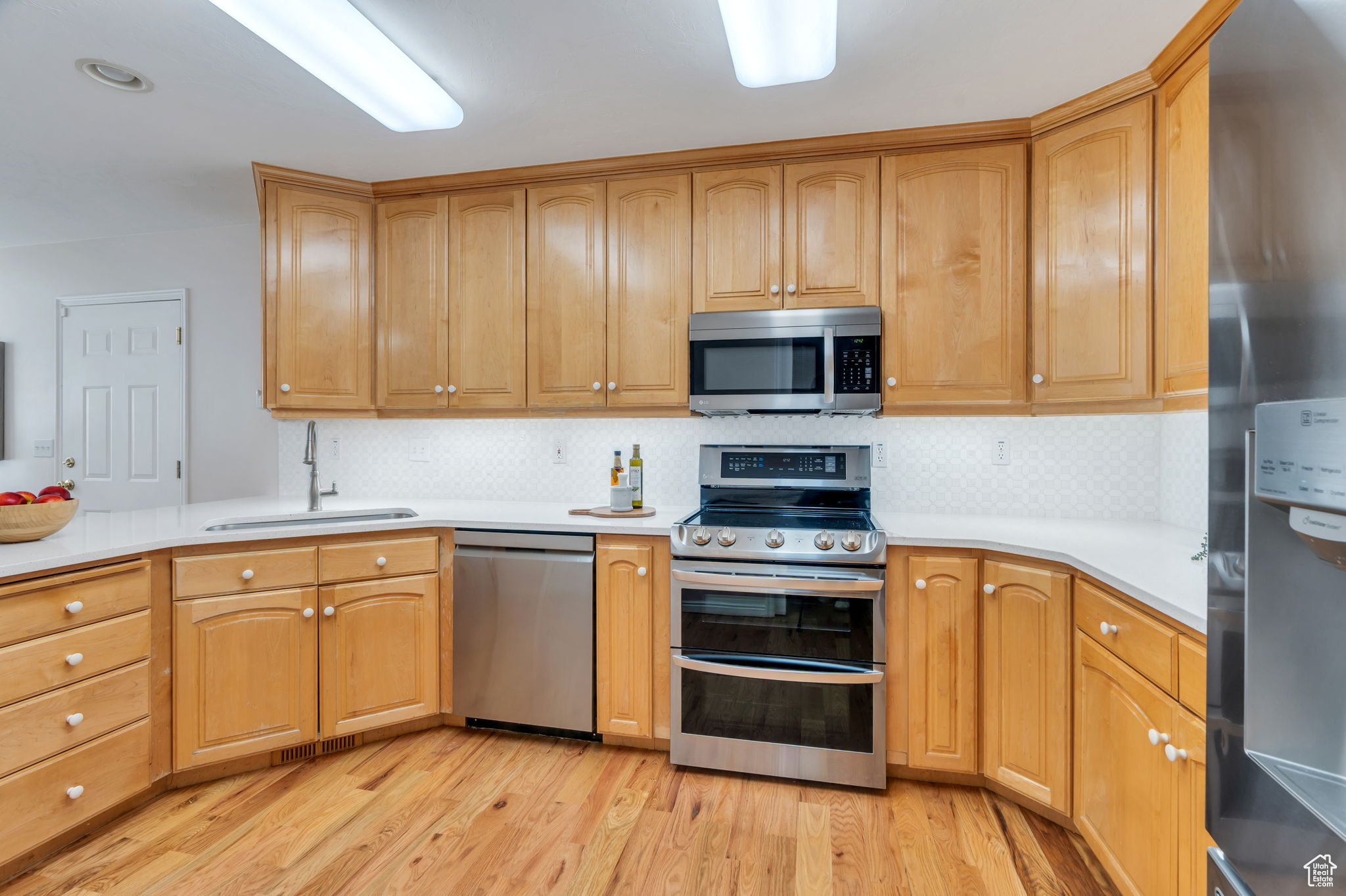 ROCK CANYON - Residential Income