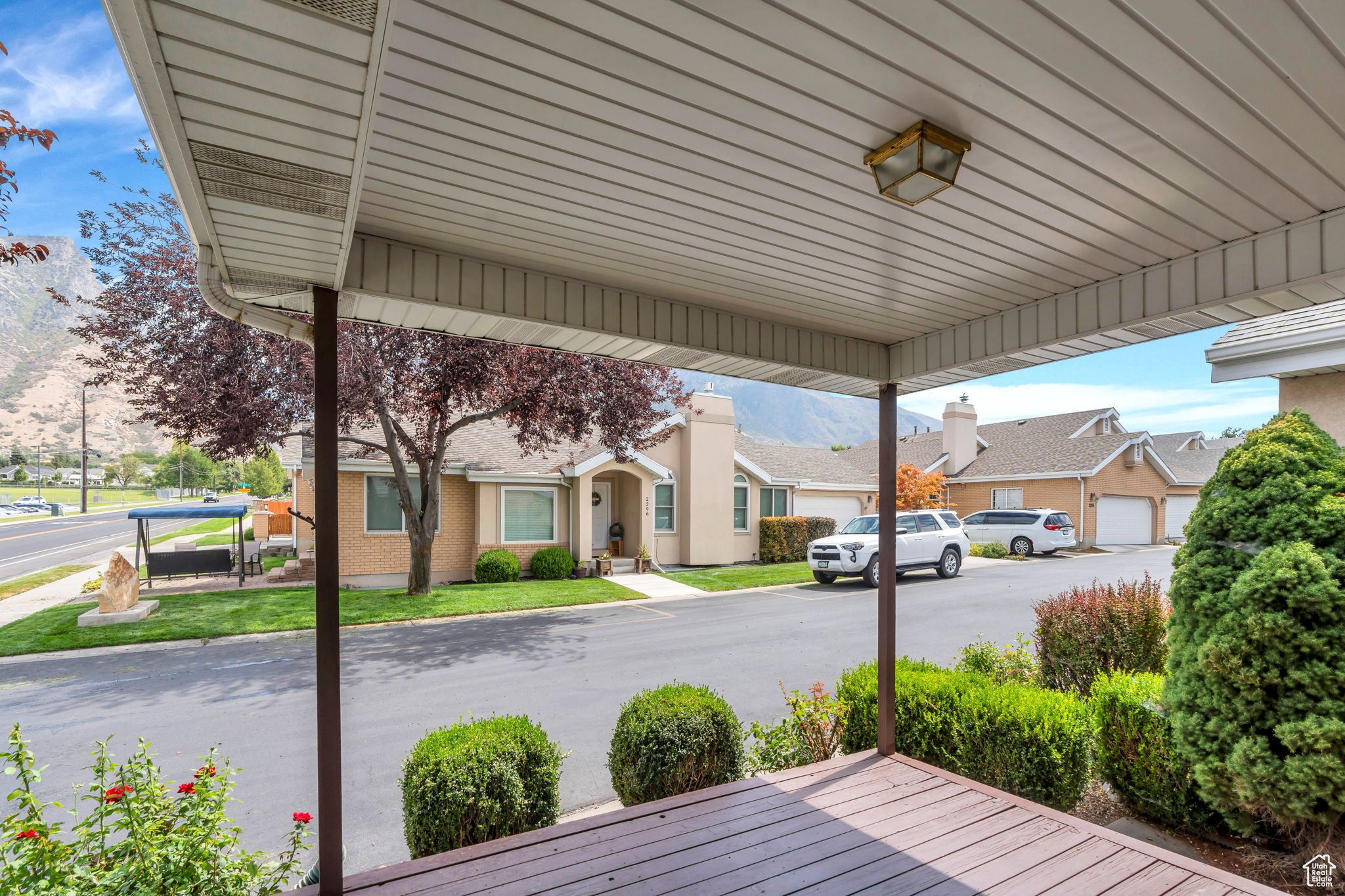 ROCK CANYON - Residential Income