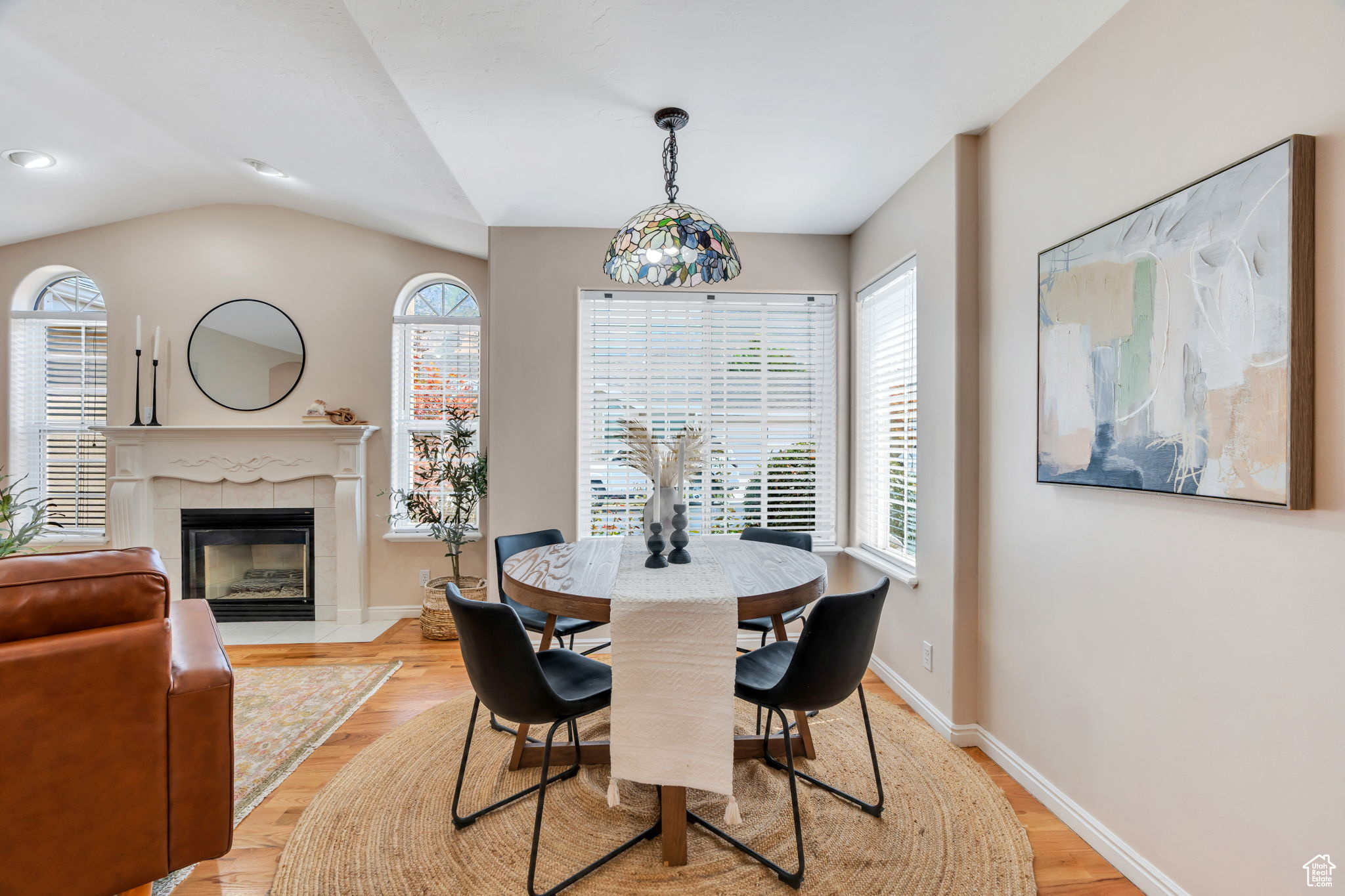 ROCK CANYON - Residential Income