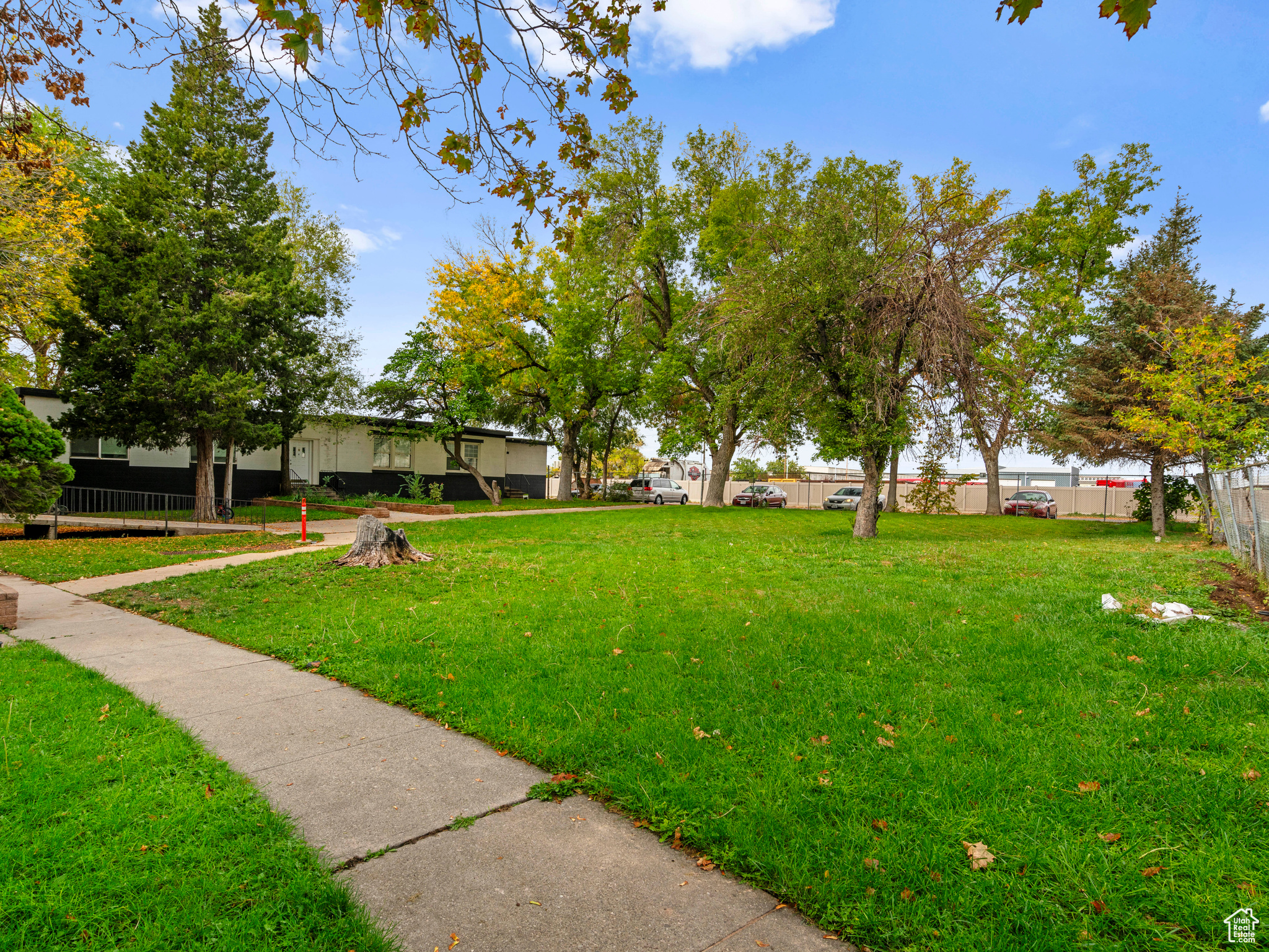 GARDEN APARTMENTS - Residential Income