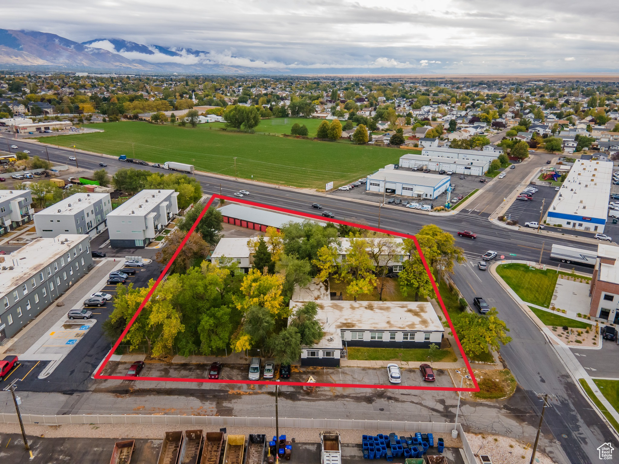 GARDEN APARTMENTS - Residential Income