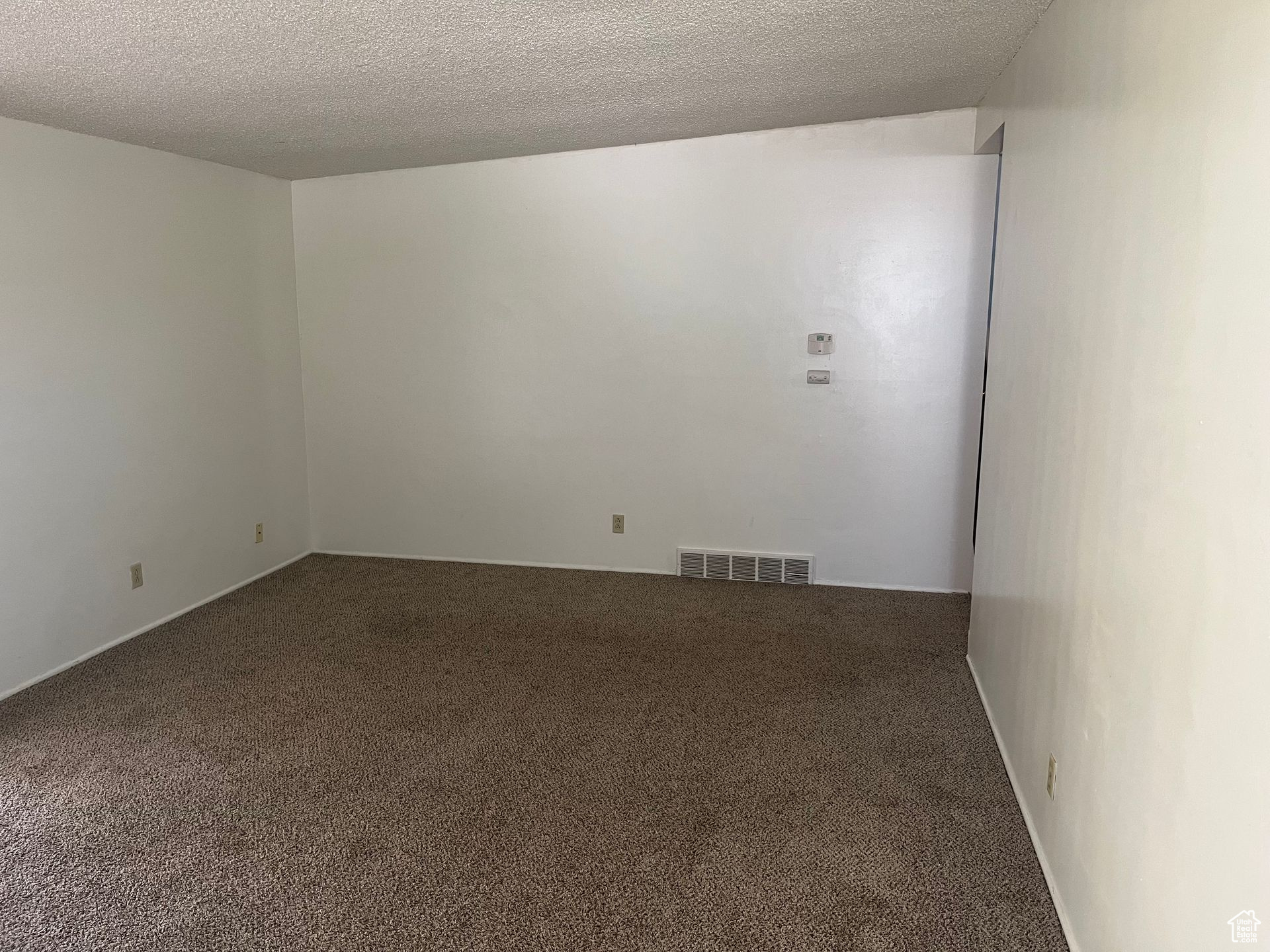 ASPEN EAST - Residential Lease