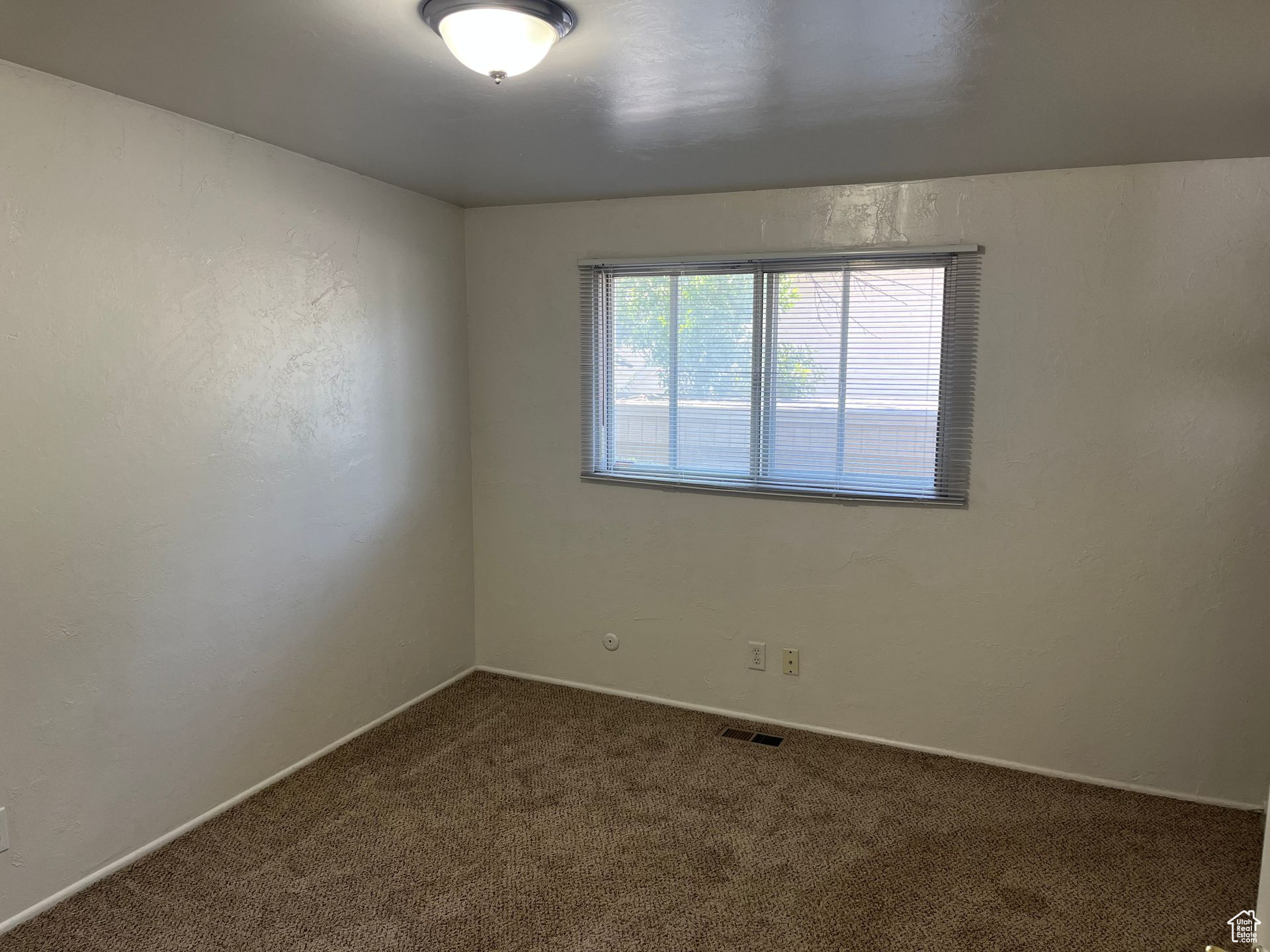 ASPEN EAST - Residential Lease