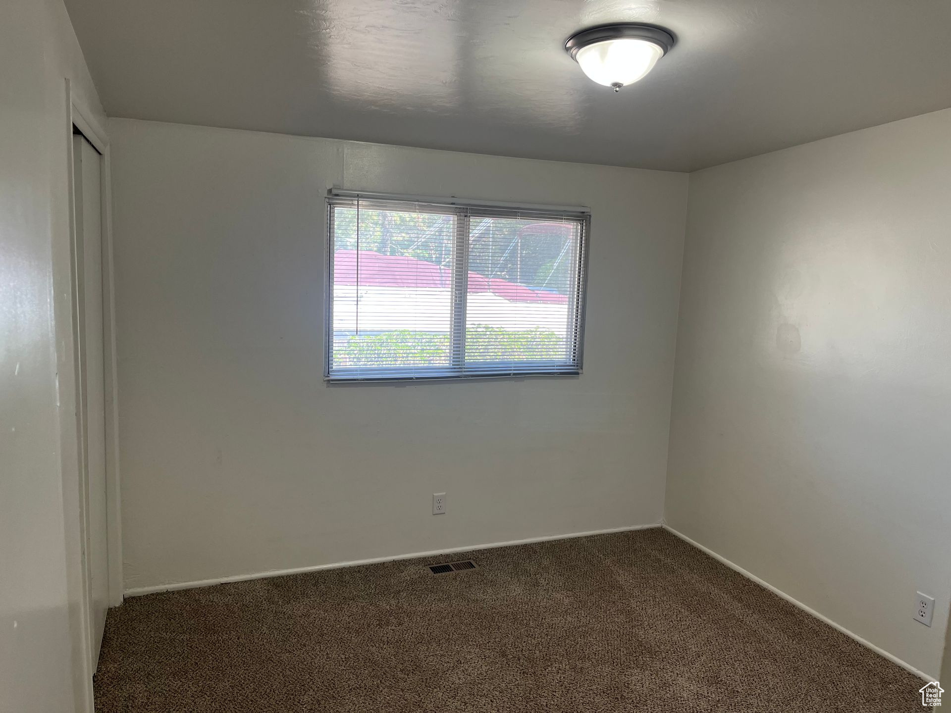 ASPEN EAST - Residential Lease