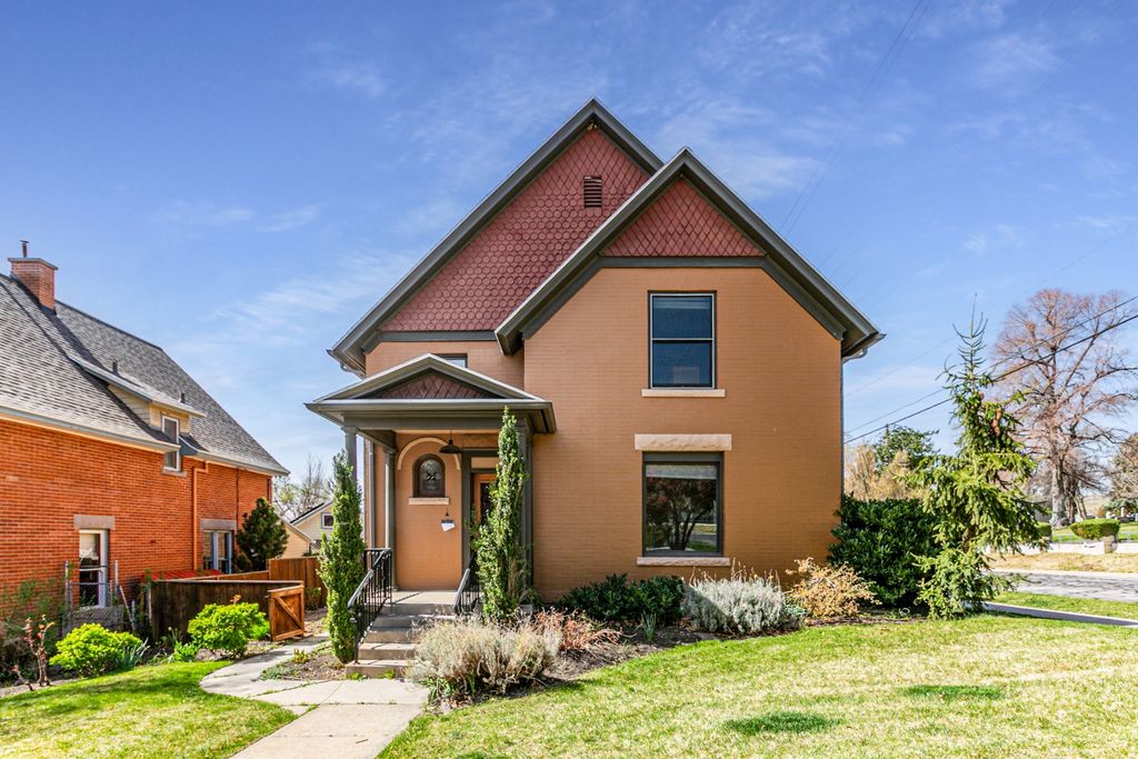 Photo of 189 N R AVE E, Salt Lake City, UT 84103 (MLS # 2149127)