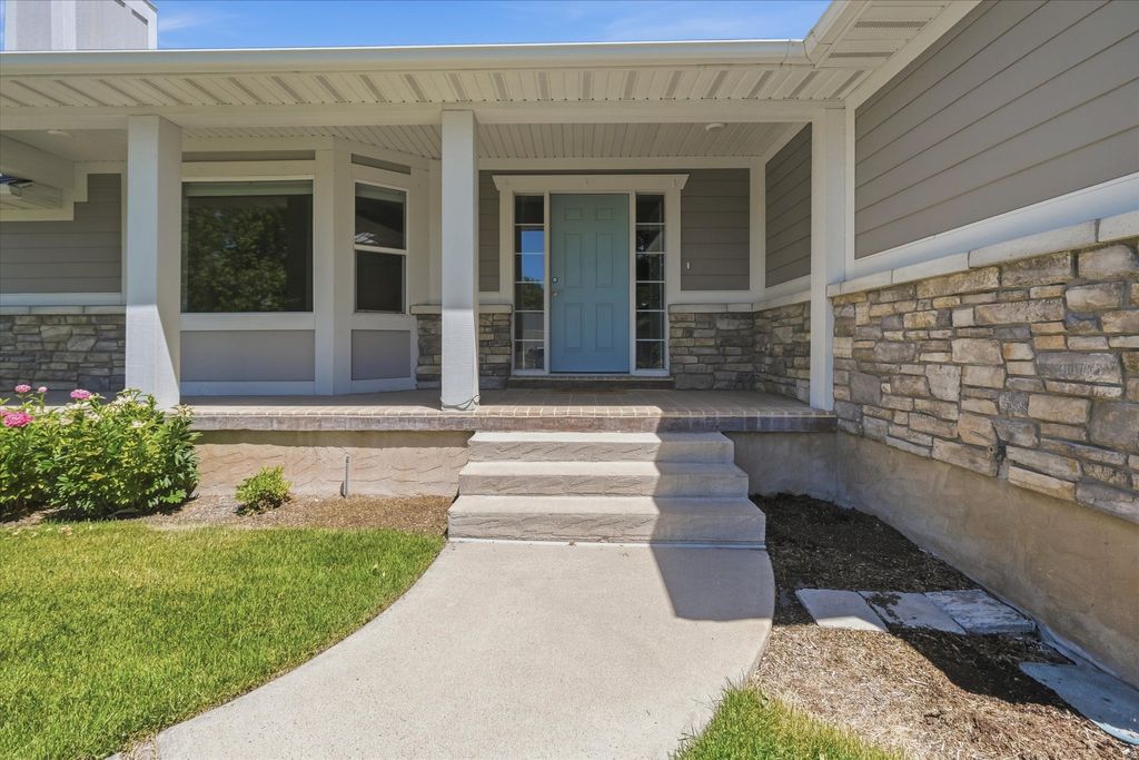 Photo of 235 E 1100 N, Logan, UT 84341 (MLS # 2158580)