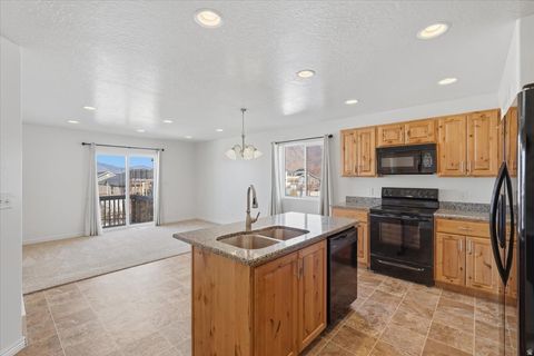 Tiny photo for 1218 N MOONLIGHT DR, Elk Ridge, UT 84651 (MLS # 2142303)