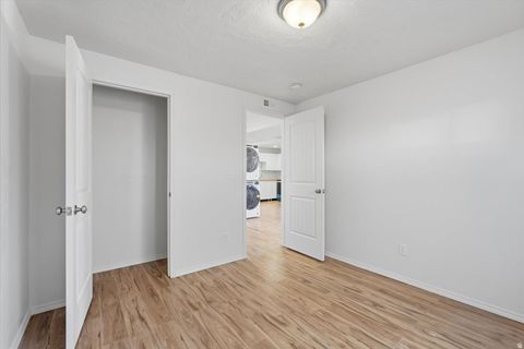 Tiny photo for 1218 N MOONLIGHT DR, Elk Ridge, UT 84651 (MLS # 2142303)