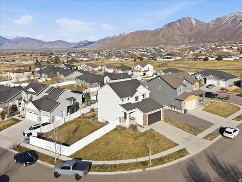 Tiny photo for 1218 N MOONLIGHT DR, Elk Ridge, UT 84651 (MLS # 2142303)
