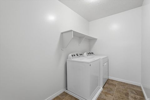 Tiny photo for 1218 N MOONLIGHT DR, Elk Ridge, UT 84651 (MLS # 2142303)