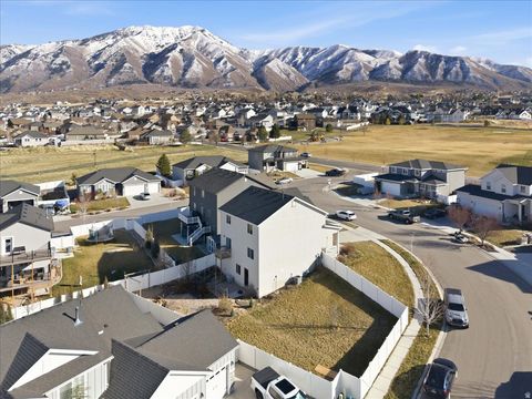 Tiny photo for 1218 N MOONLIGHT DR, Elk Ridge, UT 84651 (MLS # 2142303)