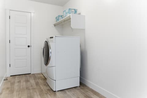 Tiny photo for 14631 S SNOW LEOPARD LN, Draper (UT Cnty), UT 84020 (MLS # 2164888)