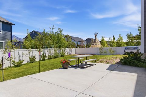 Tiny photo for 14631 S SNOW LEOPARD LN, Draper (UT Cnty), UT 84020 (MLS # 2164888)