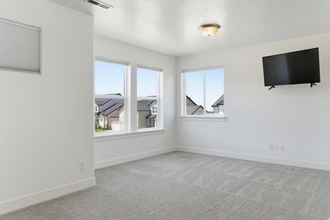 Tiny photo for 14631 S SNOW LEOPARD LN, Draper (UT Cnty), UT 84020 (MLS # 2164888)