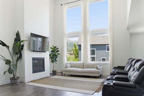 Tiny photo for 14631 S SNOW LEOPARD LN, Draper (UT Cnty), UT 84020 (MLS # 2164888)