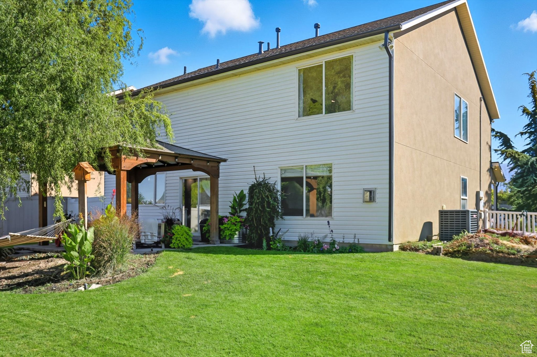 WARD CROSSING - Residential