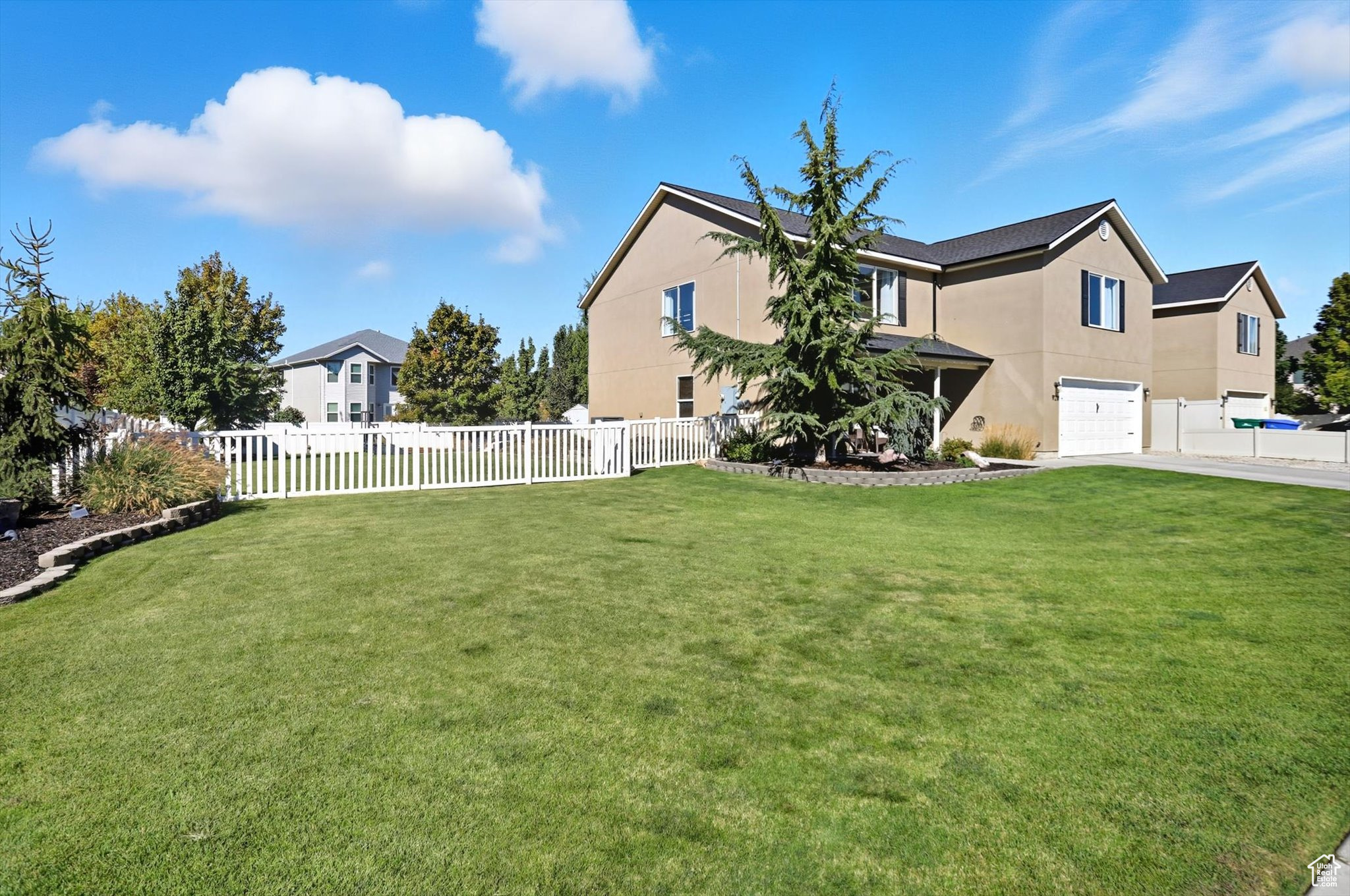 WARD CROSSING - Residential