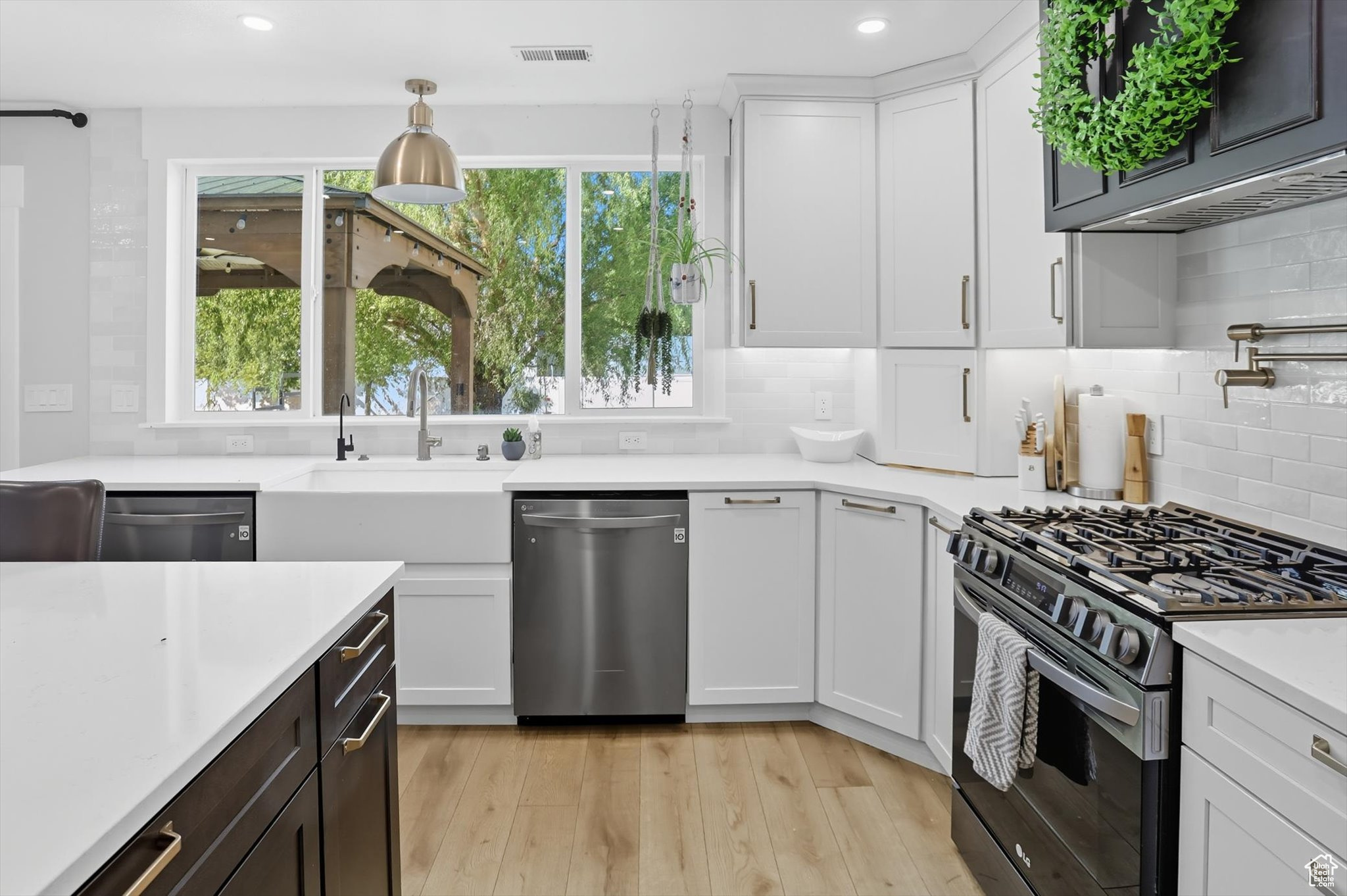 WARD CROSSING - Residential
