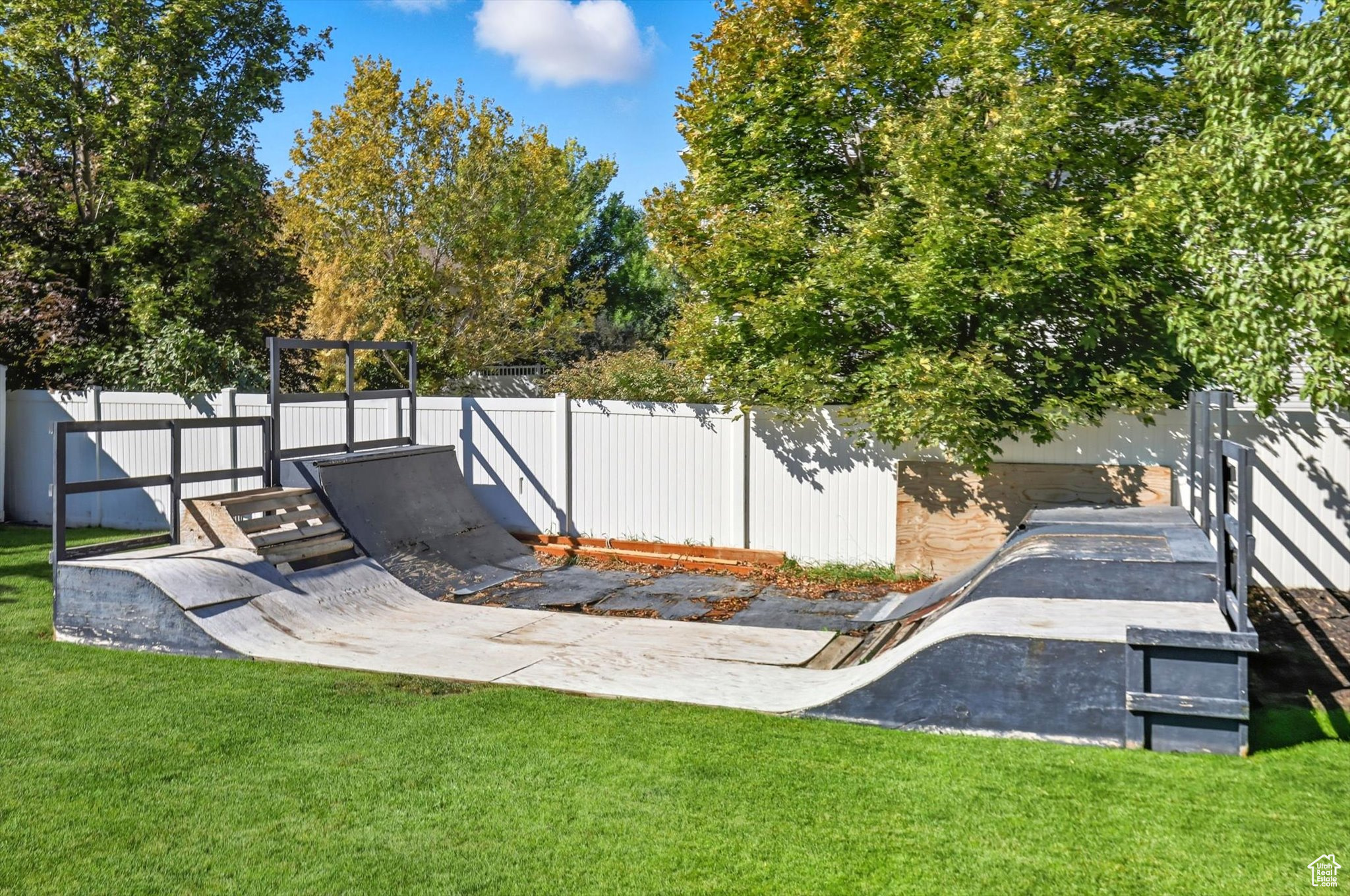 WARD CROSSING - Residential