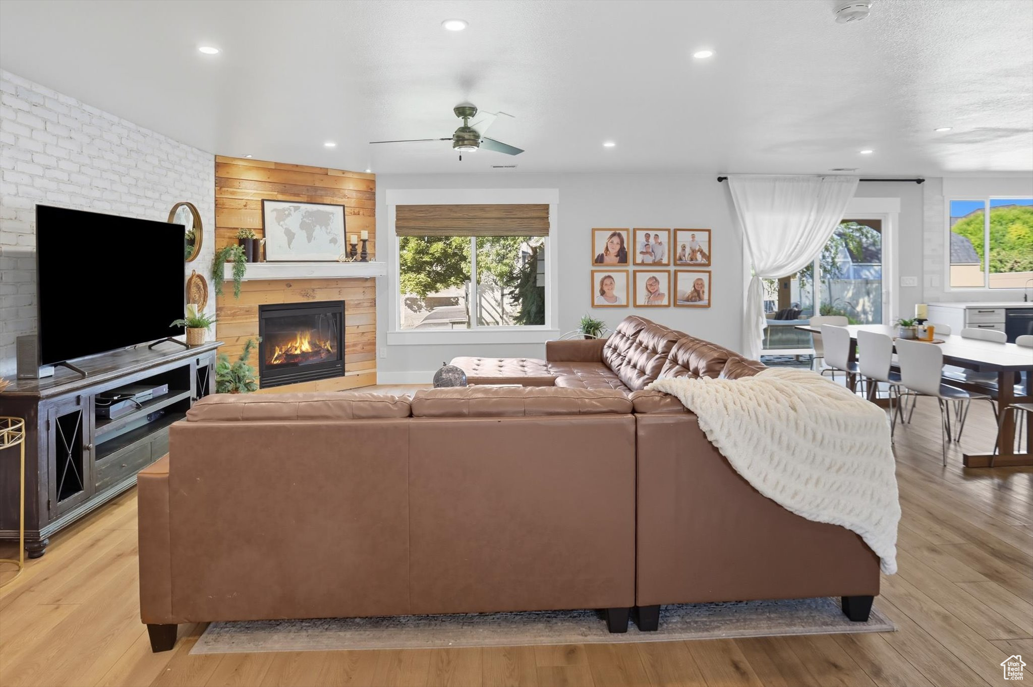 WARD CROSSING - Residential