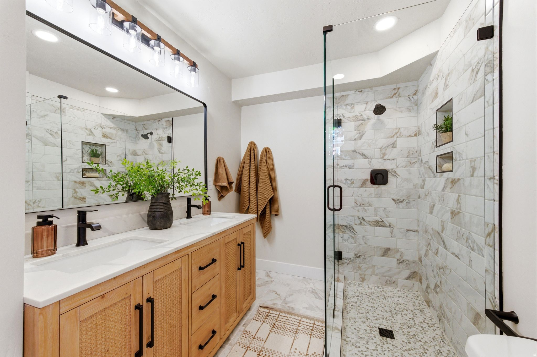 AVENUES - Residential